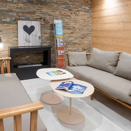 R Sidence La Belle Aux Bois Meg Ve * Megeve